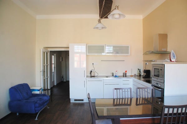 Moderne 1-Zimmer-Wohnung in ruhiger Lage Luzern 1