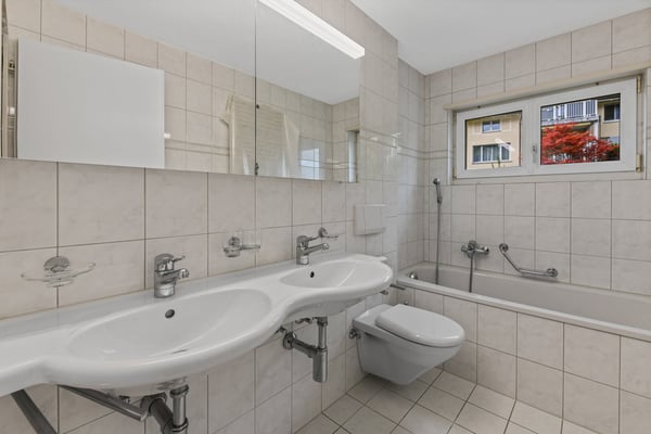 Helle 1.5-Zimmer-Gartenwohnung mit ansprechendem Grundriss in Rotmonten 9