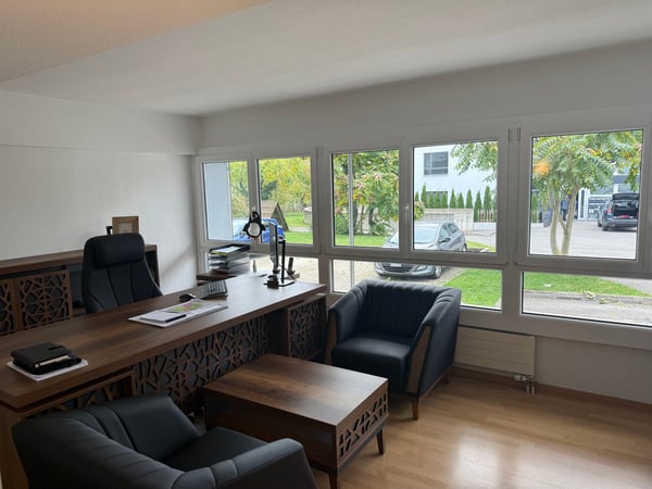 Bureaux, locaux commerciaux 1