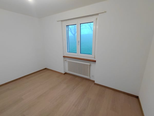 Charmante 1.5-Zimmer-Wohnung mit Wintergarten in Merlischachen 10