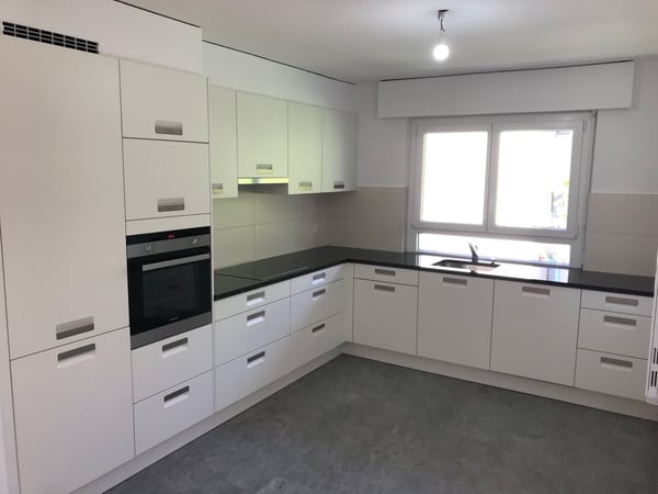 Magnifique appartement de 1.5 pièces avec garage à Sion 2