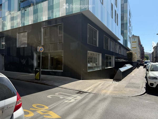 Espace commercial moderne de 220m² au cœur de Genève 2
