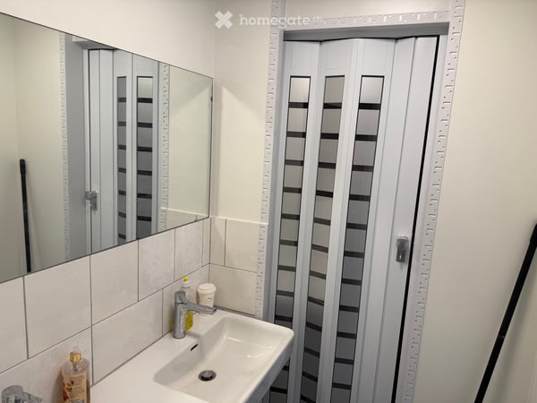 Espace commercial moderne de 220m² au cœur de Genève 15