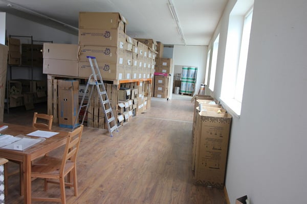 Freistehende Gewerbeliegenschaft im Industriegebiet und Baurecht 14