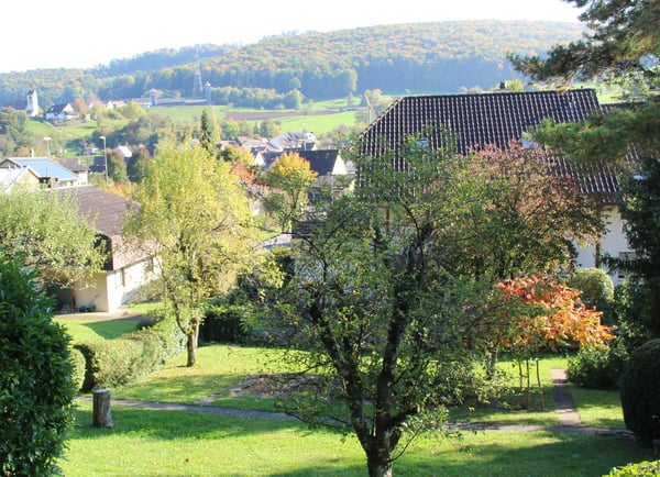 Bauland mit Aussicht in sanfter Hanglage 1