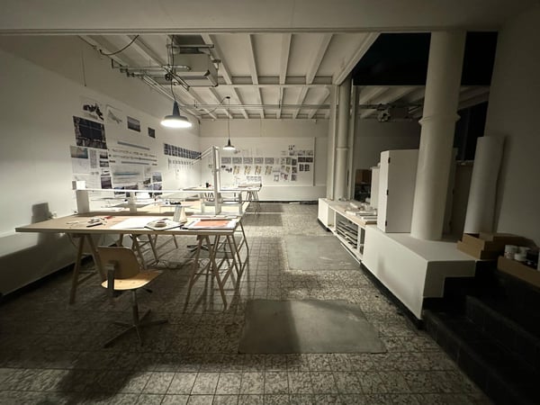 Grosszügige Büro- und Atelierräume im historischen Altbau am Uferweg direkt an der Aare 4