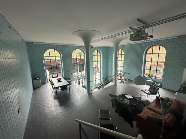 Grosszügige Büro- und Atelierräume im historischen Altbau am Uferweg direkt an der Aare 2