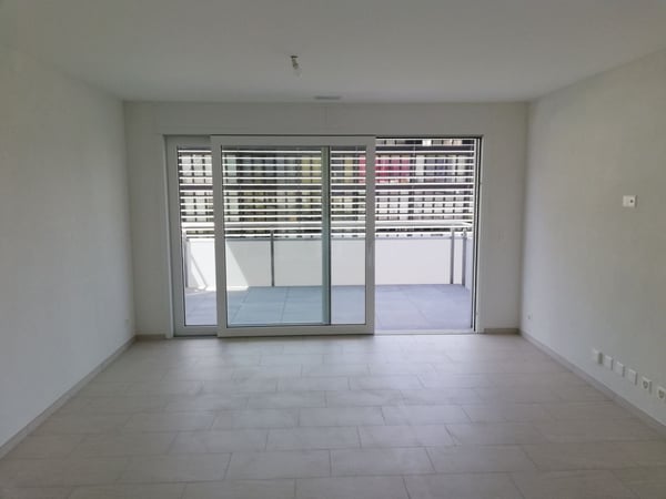Appartement moderne de 1.5 pièces avec balcon et terrasse à Sion 5
