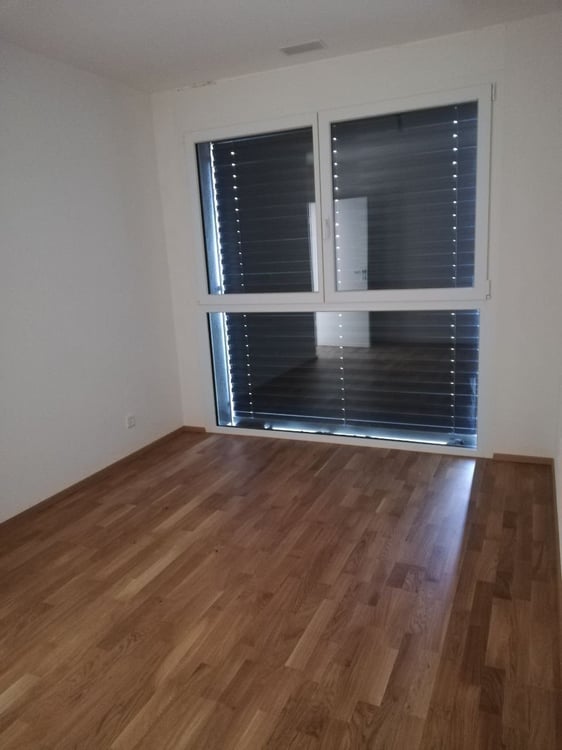 Appartement moderne de 1.5 pièces avec balcon et terrasse à Sion 12