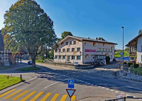 Mit oder ohni Löie - äs Grundstück mit riesigem Potenzial im Härze vom Ämmitau 1