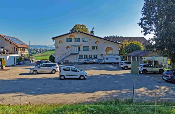 Mit oder ohni Löie - äs Grundstück mit riesigem Potenzial im Härze vom Ämmitau 6