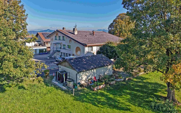 Mit oder ohni Löie - äs Grundstück mit riesigem Potenzial im Härze vom Ämmitau 5