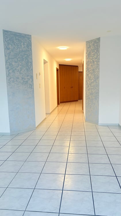 Grosszügige 1.5-Zimmer-Wohnung mit Balkon und schöner Aussicht in Ried-Brig 13