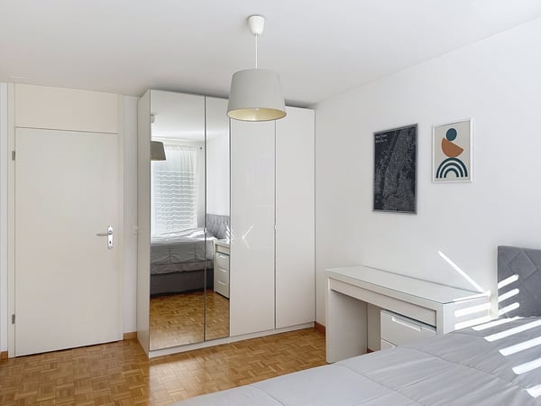 ✨ Rare à Lausanne : spacieux 1.5 pièces avec vue lac 9