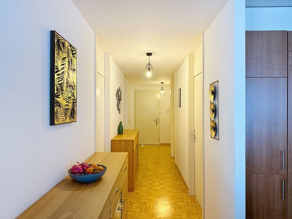 ✨ Rare à Lausanne : spacieux 1.5 pièces avec vue lac 7