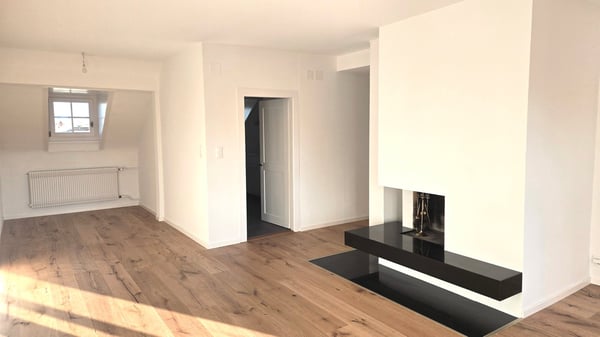 Total sanierte 1.5-Zimmer-Dachwohnung mit Fernblick auf Stadt und Berge in Bern-Kirchenfeld 7