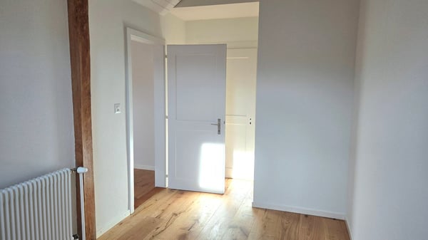 Total sanierte 1.5-Zimmer-Dachwohnung mit Fernblick auf Stadt und Berge in Bern-Kirchenfeld 8