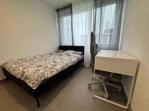 Studio rénové avec vue sur le lac – Au cœur de Lausanne 2