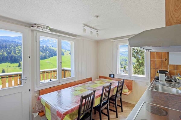 «ZENTRAL MIT UMBAUMÖGLICHKEIT GUTE RENDITE» 10