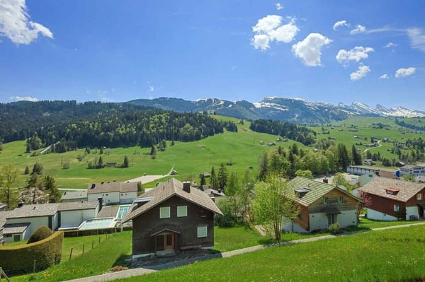 «ZENTRAL MIT UMBAUMÖGLICHKEIT GUTE RENDITE» 1