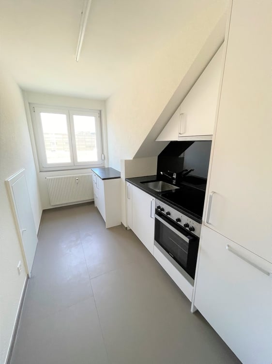 1.5 Zimmer Dachwohnung im Zentrum von Biel 2