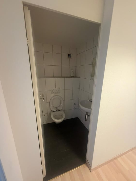 Moderni uffici al 3° piano nel centro di Zugo 5