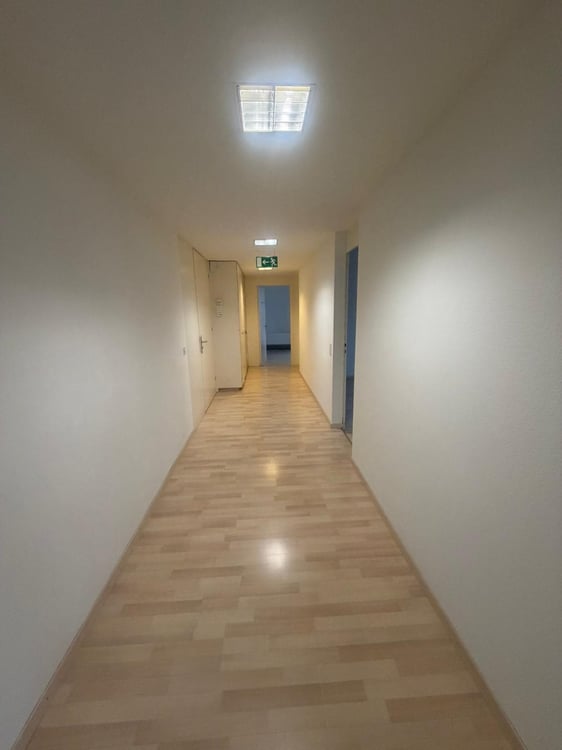 Moderni uffici al 3° piano nel centro di Zugo 6