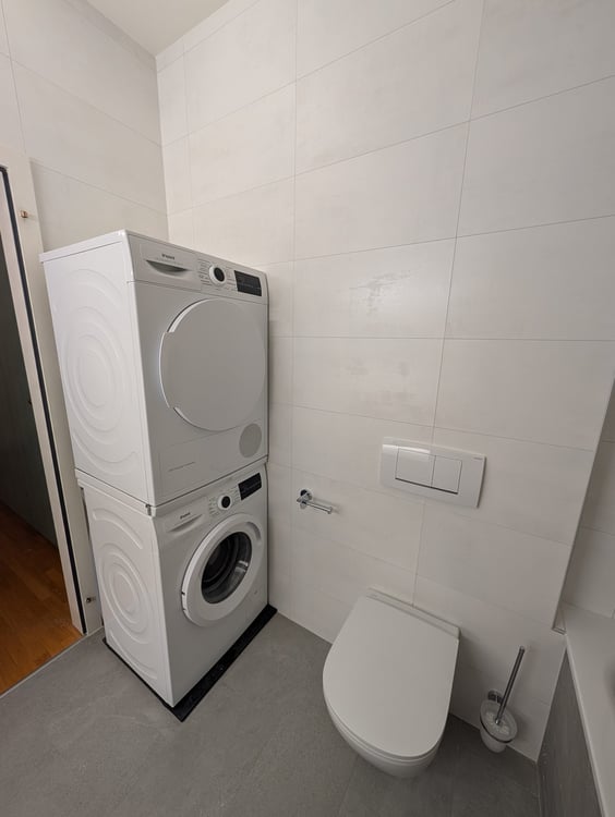 Au coeur de Fribourg, appartement spacieux 1.5 pièces avec terrasse 8