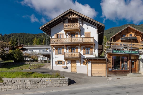 Charmante villa familiale avec cachet - idéale pour investisseurs ou famille – prix à négocier 1