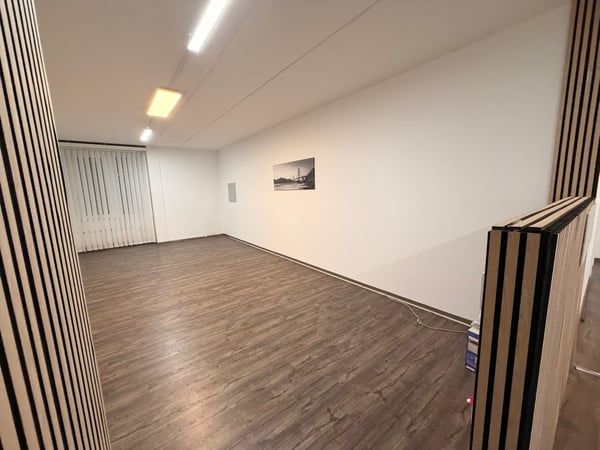 Moderne 1.5-Zimmer Büroräume in Steinhausen 5