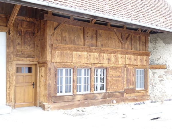 Meinisberg: Exklusive 1.5-Zimmer Wohnoase in historischem Bauernhaus 1