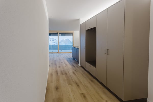 Neue, grosse 1.5-Zi. Wohnung 9