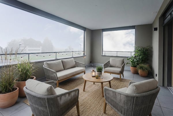 Neue, grosse 1.5-Zi. Wohnung 10