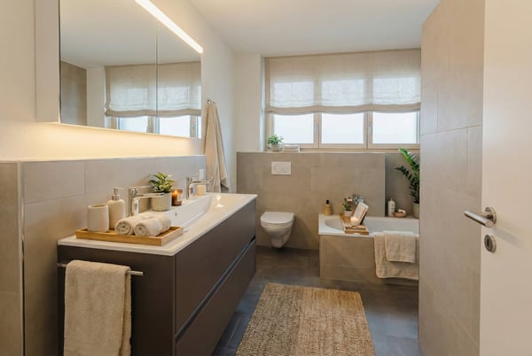 Neue, grosse 1.5-Zi. Wohnung 8