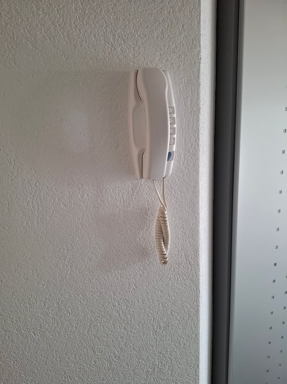 Grosszügige 1.5-Zimmer-Dachwohnung mit Bergblick in Marbach 29