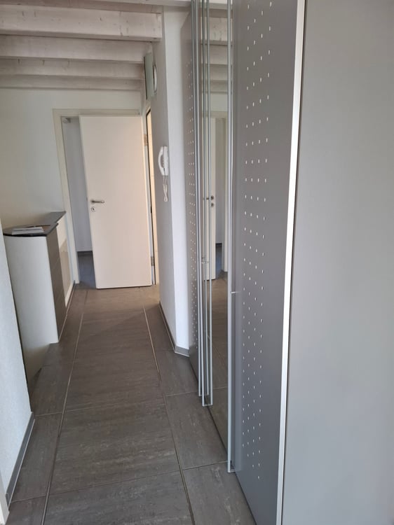 Grosszügige 1.5-Zimmer-Dachwohnung mit Bergblick in Marbach 17