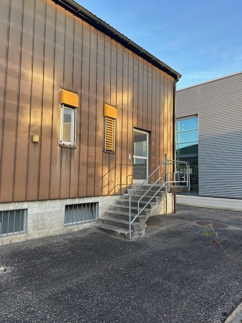 Vielseitige Gewerbe/Industrieimmobilie in Niederönz zu vermieten 4