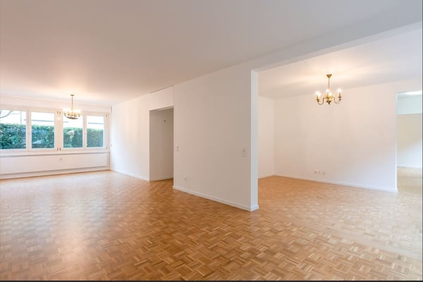 Moderne 1.5 - 5.5-Zimmer-Parterrewohnung mit Garten in Bern 1