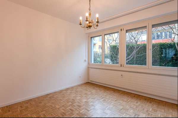 Moderne 1.5 - 5.5-Zimmer-Parterrewohnung mit Garten in Bern 7