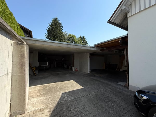 Sehr schönes Bauernhaus (ca. 1.325 m² Grund) plus Top-Baugrund mit ca. 2.303 m² inkl. Bauvorbescheid 14