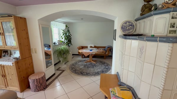 Sehr schönes Bauernhaus (ca. 1.325 m² Grund) plus Top-Baugrund mit ca. 2.303 m² inkl. Bauvorbescheid 16