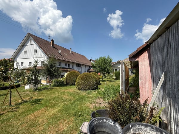 Sehr schönes Bauernhaus (ca. 1.325 m² Grund) plus Top-Baugrund mit ca. 2.303 m² inkl. Bauvorbescheid 2