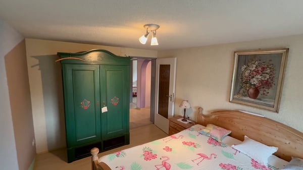 Sehr schönes Bauernhaus (ca. 1.325 m² Grund) plus Top-Baugrund mit ca. 2.303 m² inkl. Bauvorbescheid 25