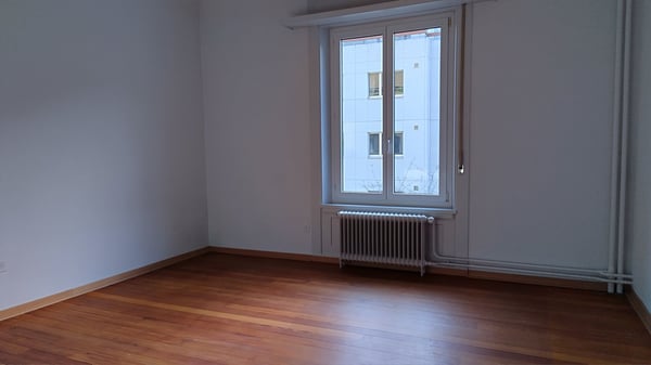 Sonnige 1.5-Zimmer-Wohnung mit Balkon und Lift im Zentrum Baden AG 3