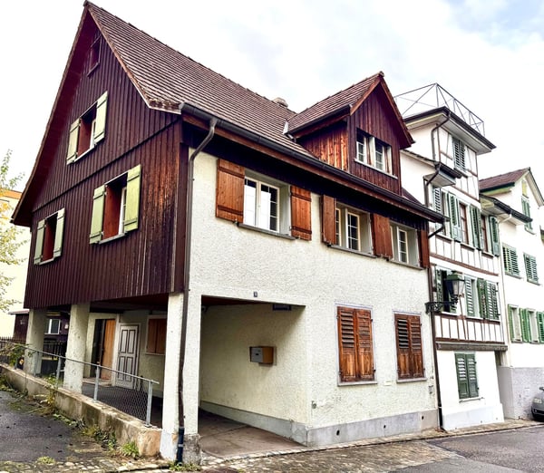 1-Zimmer-Einfamilienhaus mit Charme in Arbon in Seenähe 2