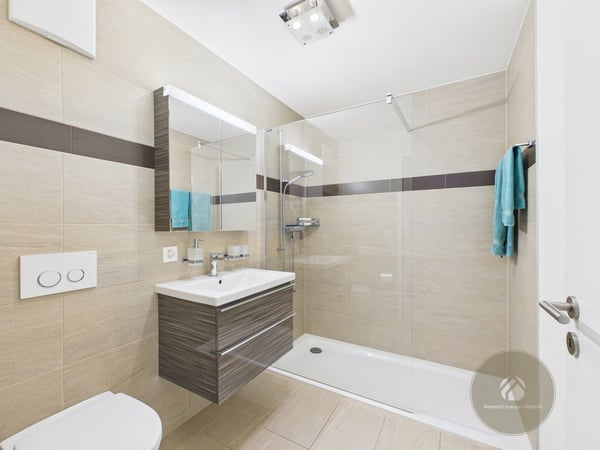 Moderne 1.5-Zimmer-Wohnung 10