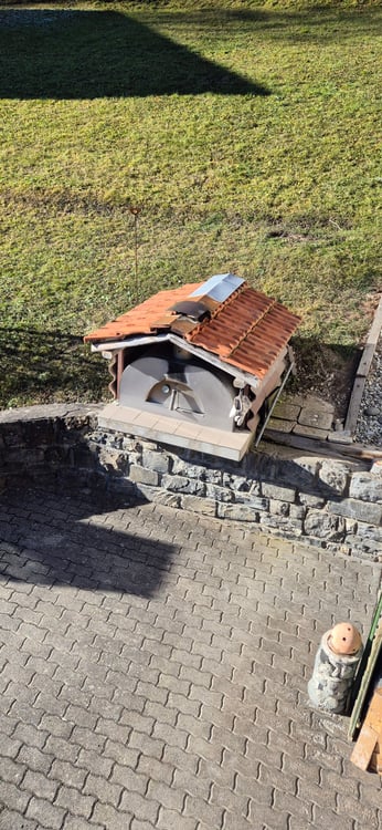 Charmante 1-Zimmer-Wohnung mit Kamin in historischem Gebäude 7