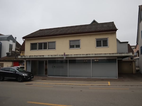 Charmantes Wohn- und Geschäftshaus im Zentrum von Thayngen 2