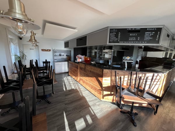 Restaurant bar  avec terrasse  à La Croix (Lutry) 8