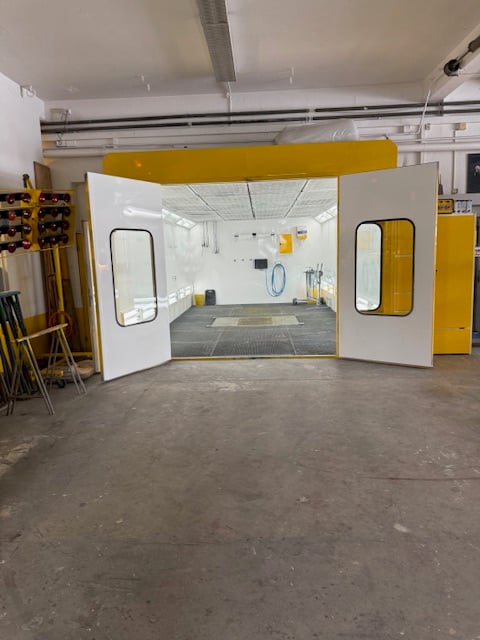 Werkstatt & Carrosserie-Spritzwerk / Luxus Loft Atrium-X- & Einliegerwohnung 2